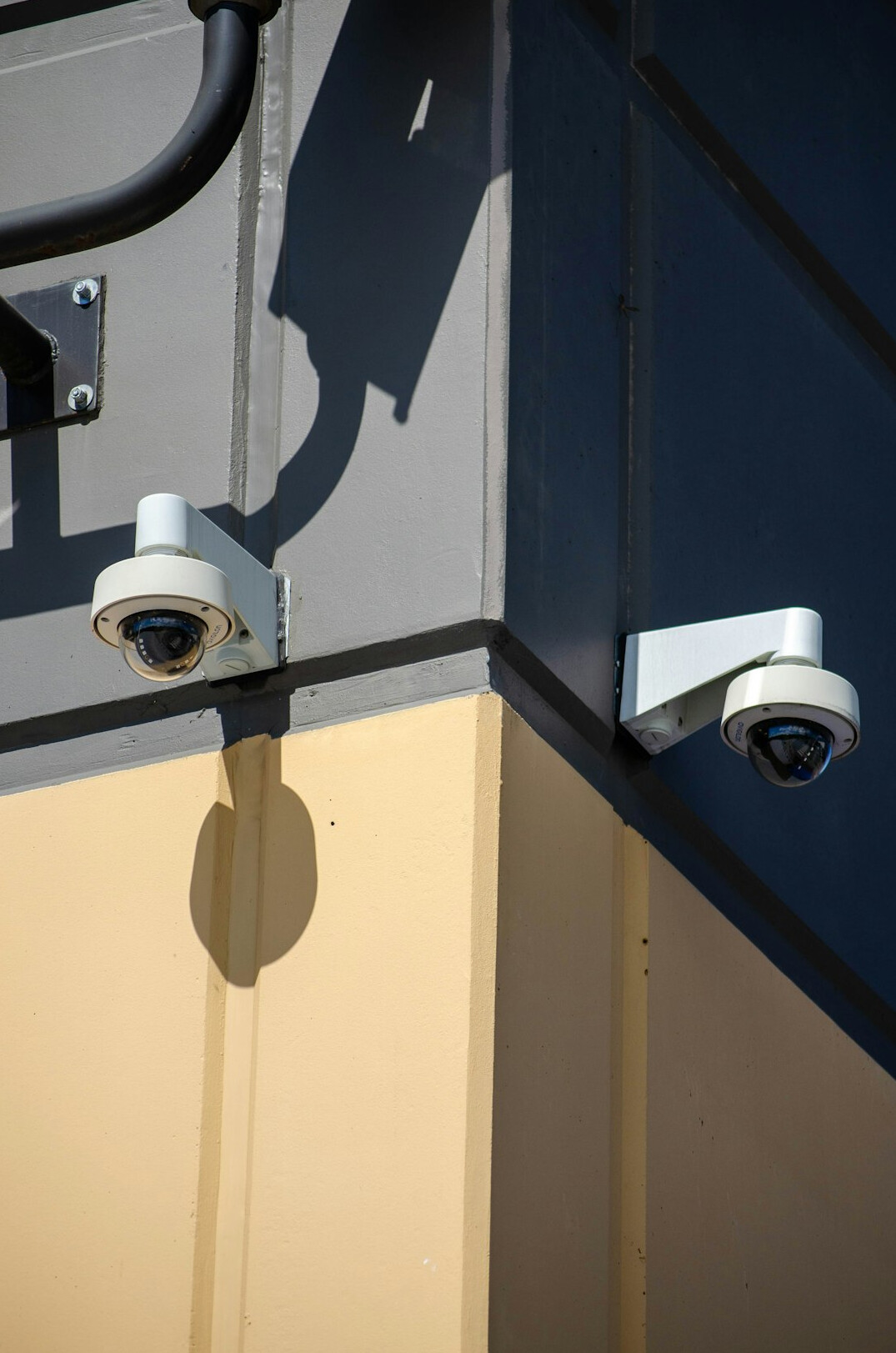 detective on street surveillance